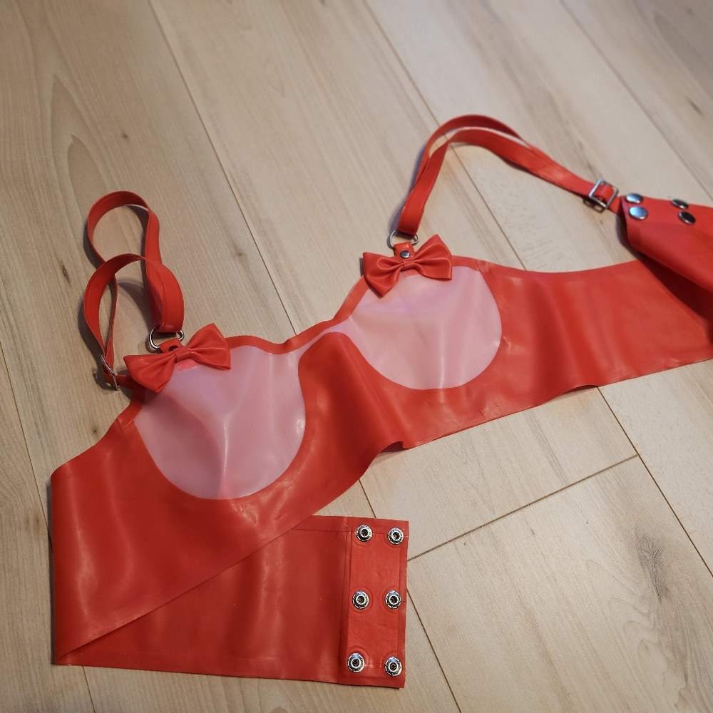 100% Real Latex Top